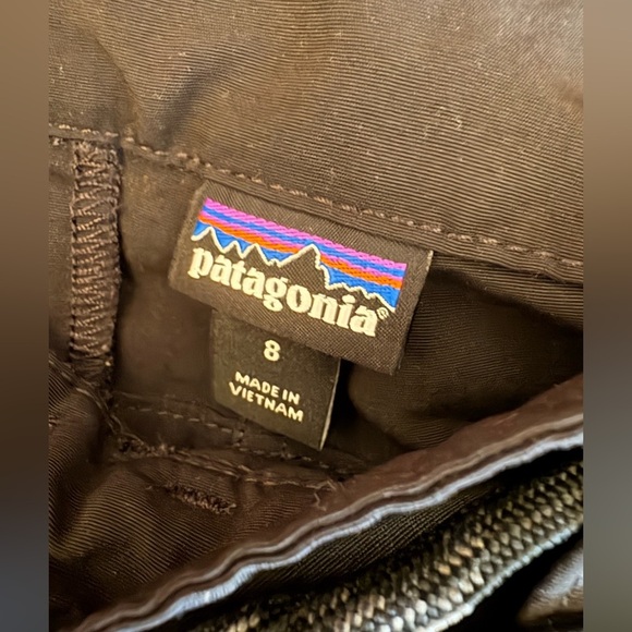 Patagonia women’s wavefarer black board shorts size 8 tie front - Picture 7 of 12